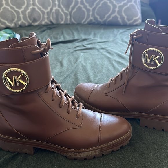 Michael Kors brown zip-up MK buckle boots. - Picture 2 of 4